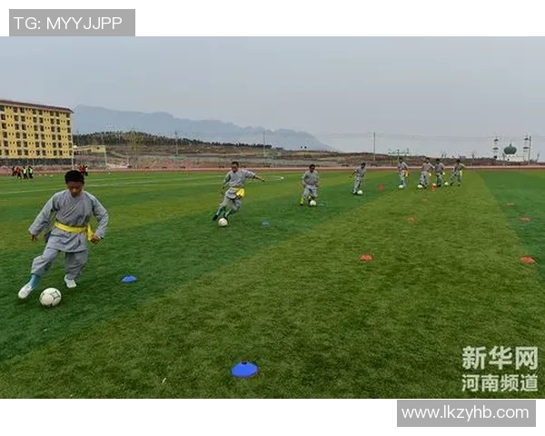 少林足球海外热潮掀起文化交流新篇章展现中国传统武术与现代足球的完美结合